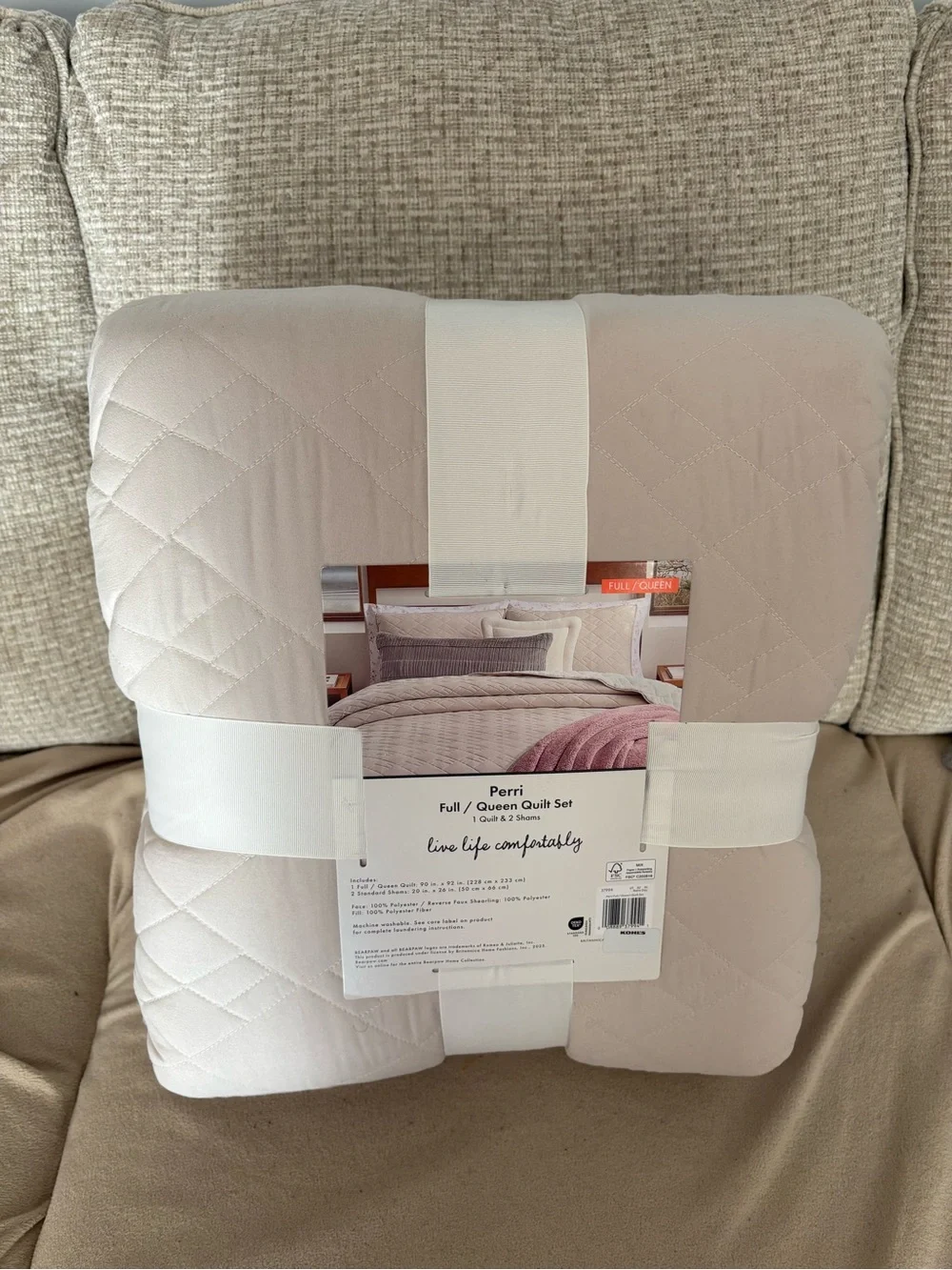New BearPaw Perri Neatral Quilt Set